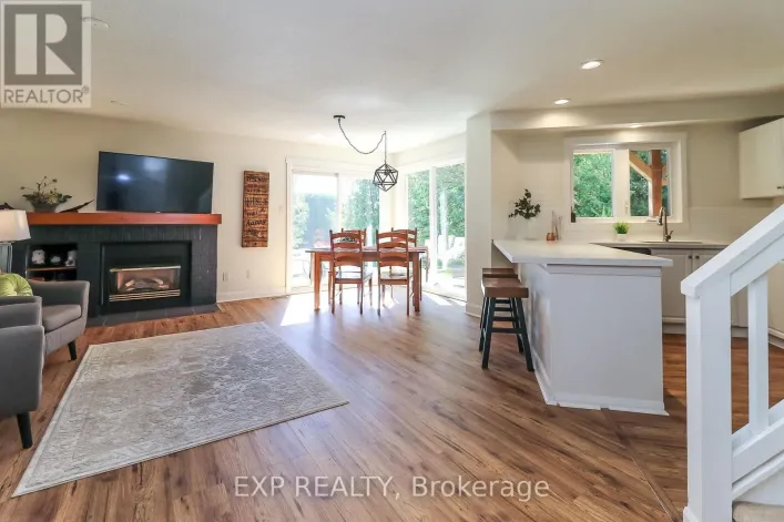 38 - 133 FAIRWAY CRESCENT, Collingwood