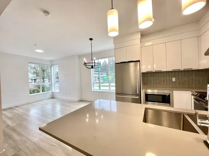 38 18850 72A AVE AVENUE, Surrey