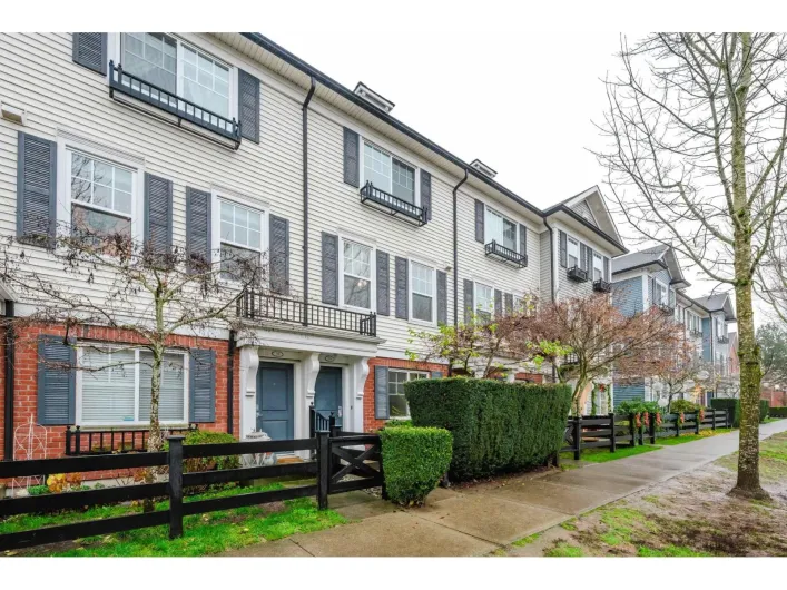 38 18983 72A AVENUE, Surrey