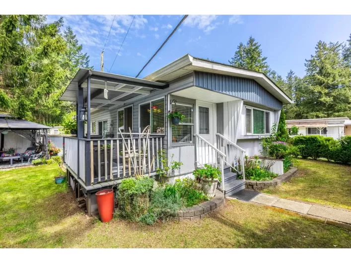 38 20071 24 AVENUE, Langley