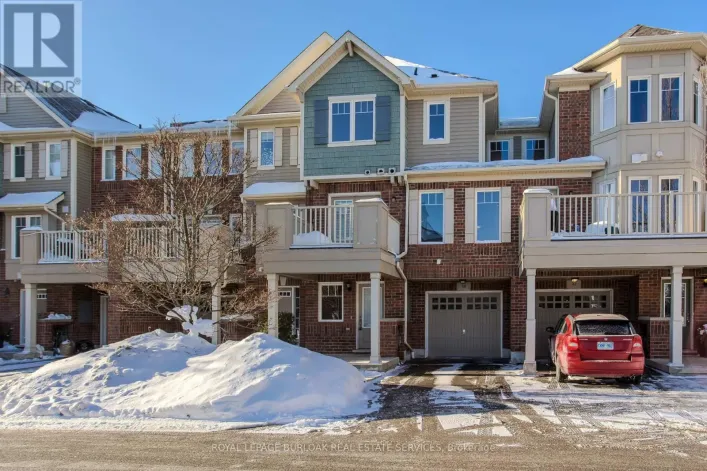 38 - 3050 ROTARY WAY, Burlington