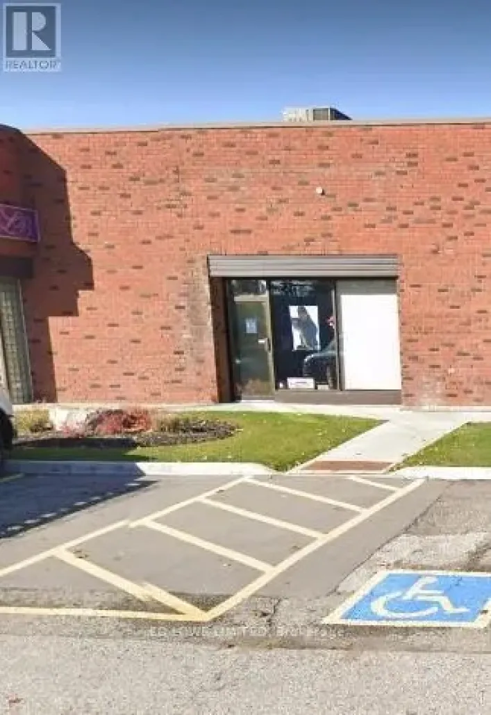 38 - 35 CEDAR POINTE DRIVE, Barrie