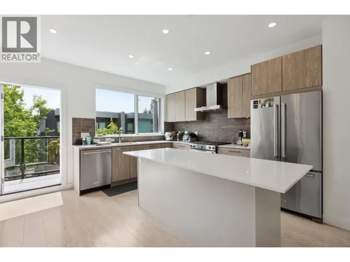 38 3597 MALSUM DRIVE, North Vancouver