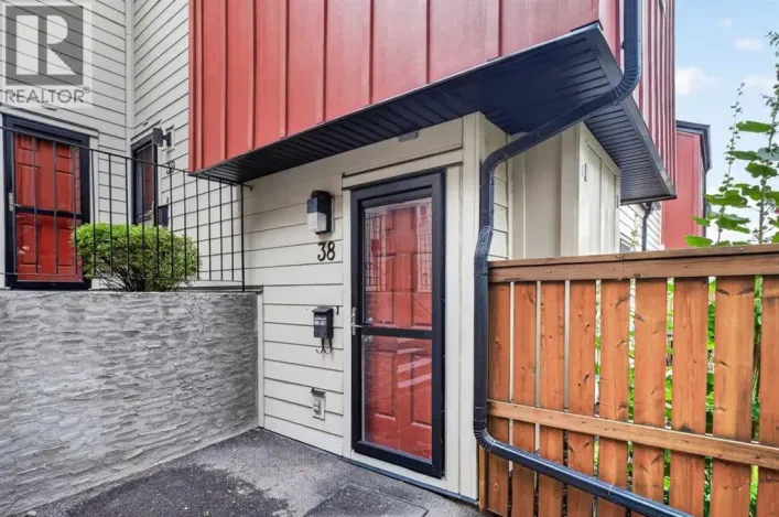 38, 4740 Dalton Drive NW, Calgary