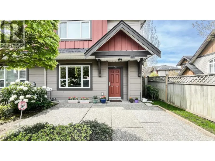 38 9699 SILLS AVENUE, Richmond