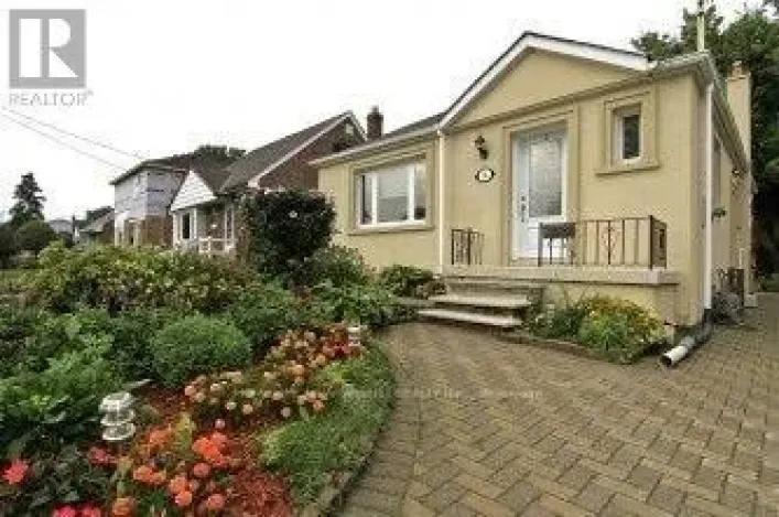 38 AINSDALE ROAD, Toronto