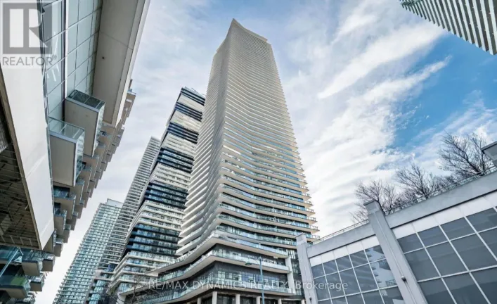 38 ANNIE CRAIG DRIVE, Toronto