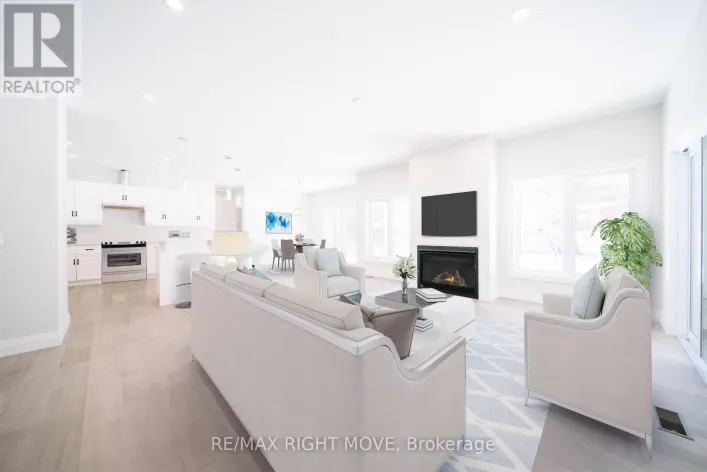 38 BELLEHUMEUR ROAD, Tiny