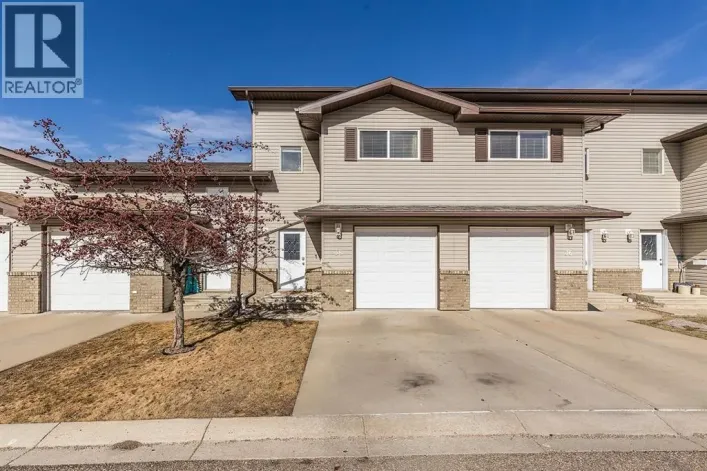 38 Brentwood Lane SW, Medicine Hat