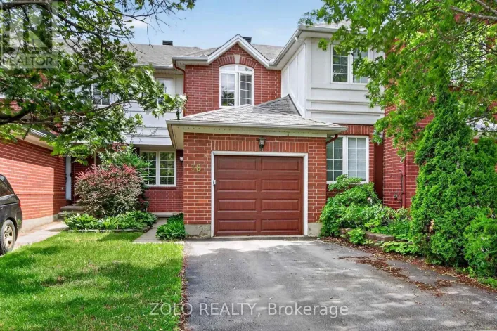 38 CENTRAL PARK DRIVE, Ottawa