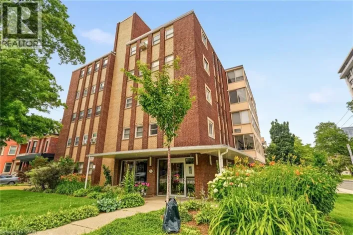38 CHARLTON Avenue W Unit# 402, Hamilton