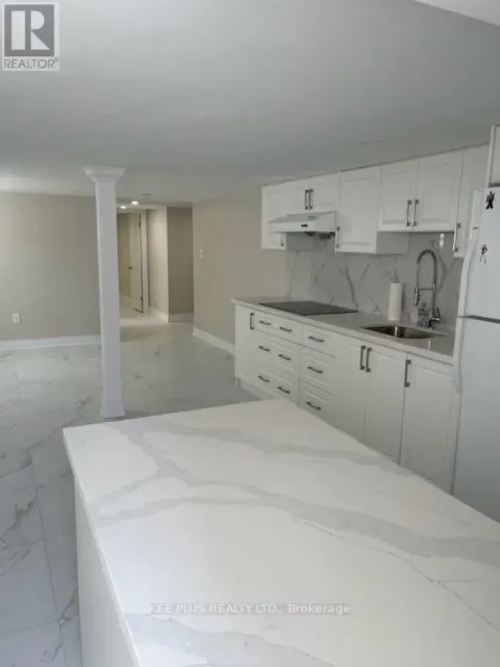 38 CLIFFSIDE DRIVE, Toronto