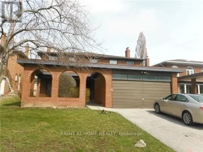 38 CLOVERCREST ROAD, Toronto
