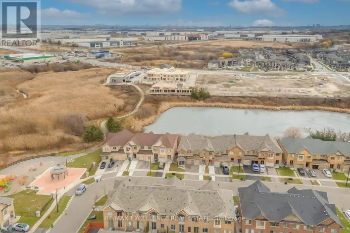 38 DAVENFIELD CIRCLE, Brampton