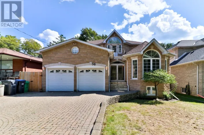 38 EAGLEWOOD BOULEVARD, Mississauga