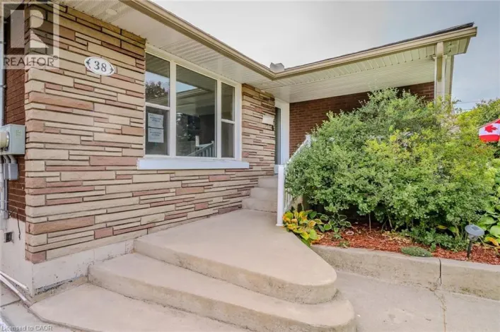 38 ENDFIELD Avenue Unit# Main, Hamilton