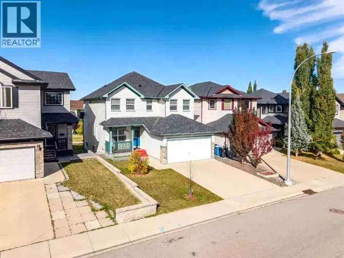 38 Everhollow Rise SW, Calgary