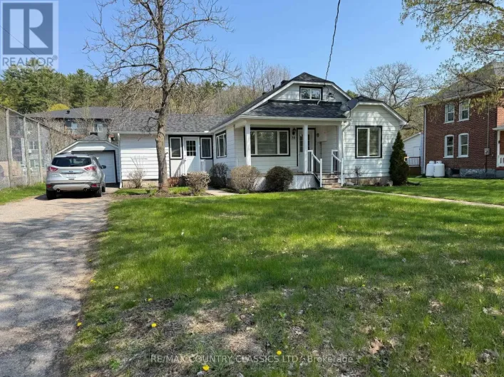 38 FLINT AVENUE, Bancroft
