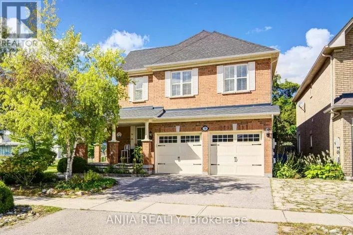 House for sale: 38 HARPER'S GATE WAY, Whitchurch-Stouffville