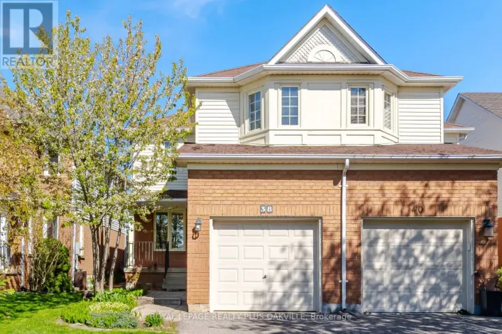 38 HOUNDTRAIL DRIVE, Hamilton