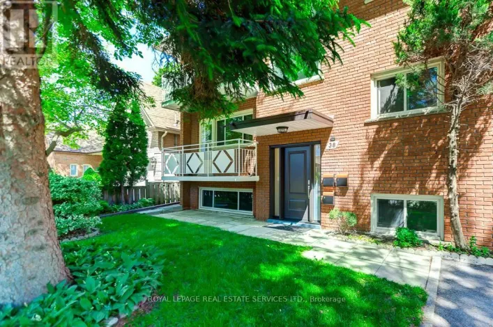 38 JELLICOE AVENUE, Toronto