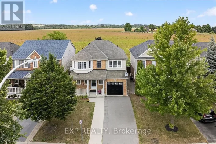 38 JOHN W TAYLOR AVENUE, New Tecumseth