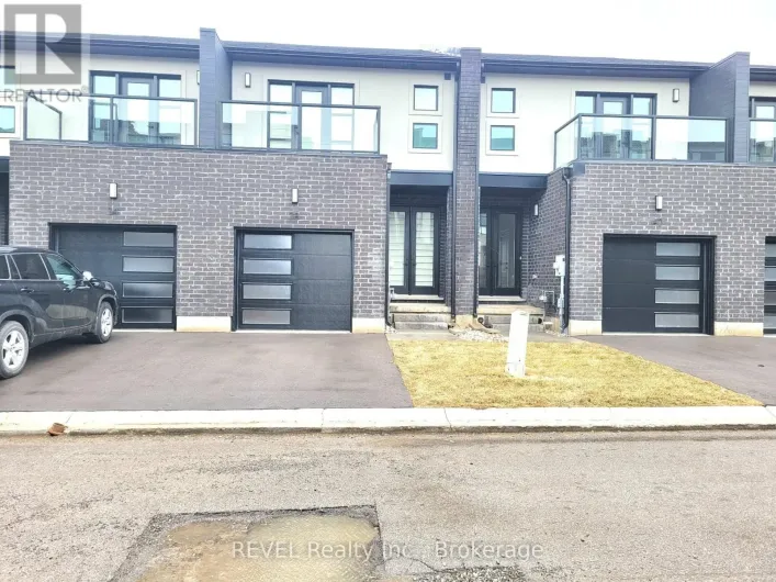 38 KEYSTONE TRAIL, Welland