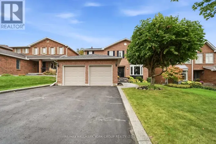 38 LANEWOOD DRIVE, Aurora