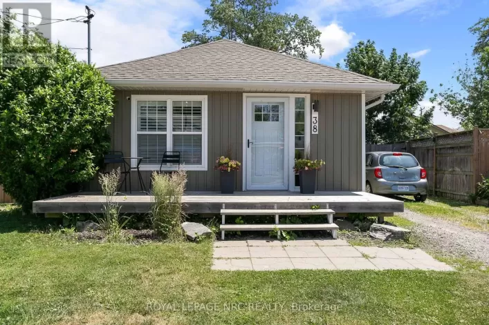 38 LINCOLN ROAD E, Fort Erie
