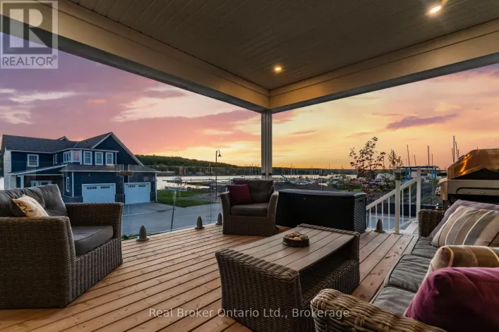 38 MAGAZINE STREET, Penetanguishene