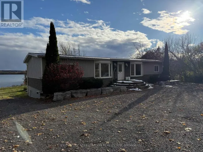 38 MAIN STREET, Deseronto)