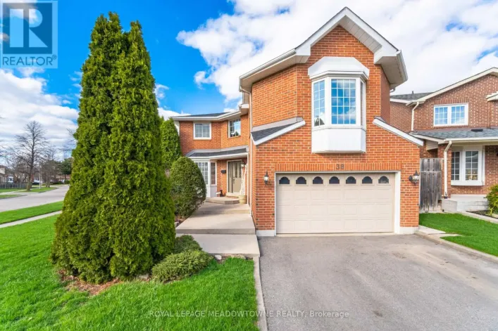 38 MCKILLOP COURT, Brampton