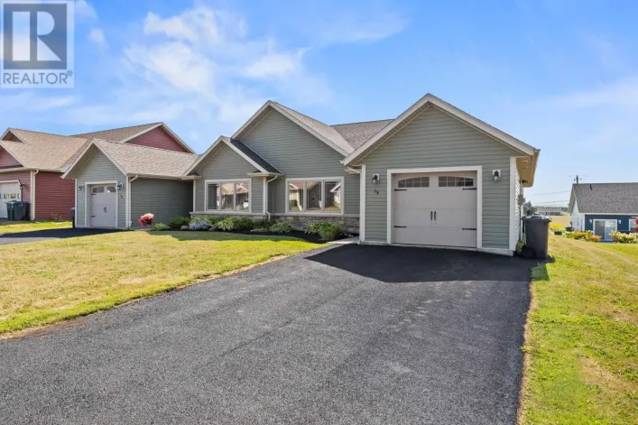 38 Parkman Drive, East Royalty