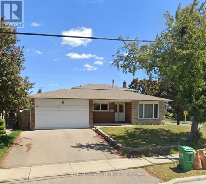 House for rent: 38 PLEASANTVIEW AVENUE, Brampton