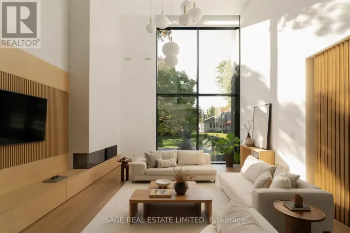 38 RAVENSBOURNE CRESCENT, Toronto