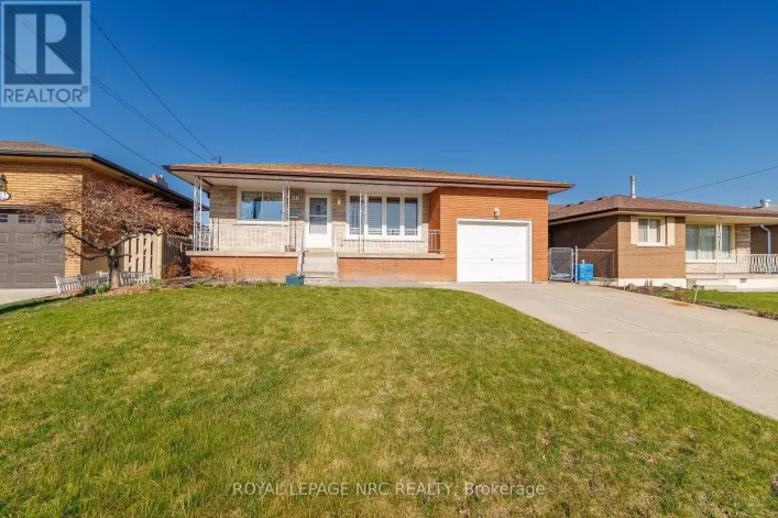 38 RIVERCREST ROAD, Hamilton