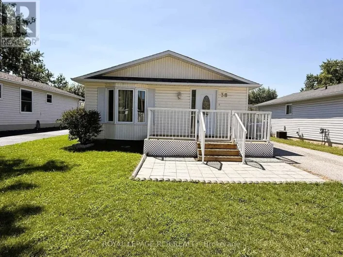 38 ROYAL OAK DRIVE, Innisfil