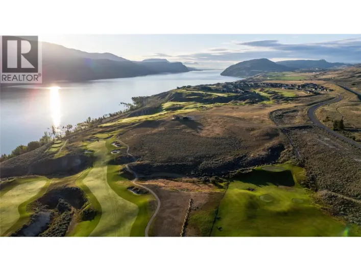 38 RUE CHEVAL NOIR Unit# 302, Kamloops