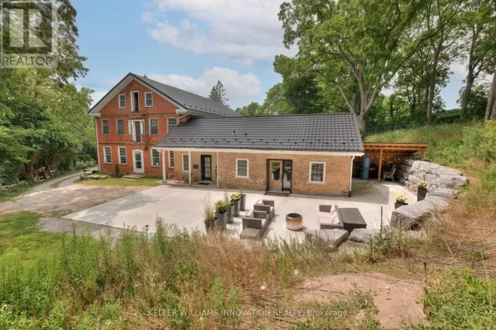 38 SHIRK PLACE, Kitchener