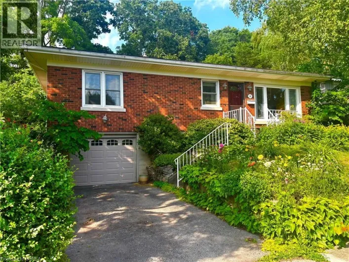 38 SLATER Street, Brantford