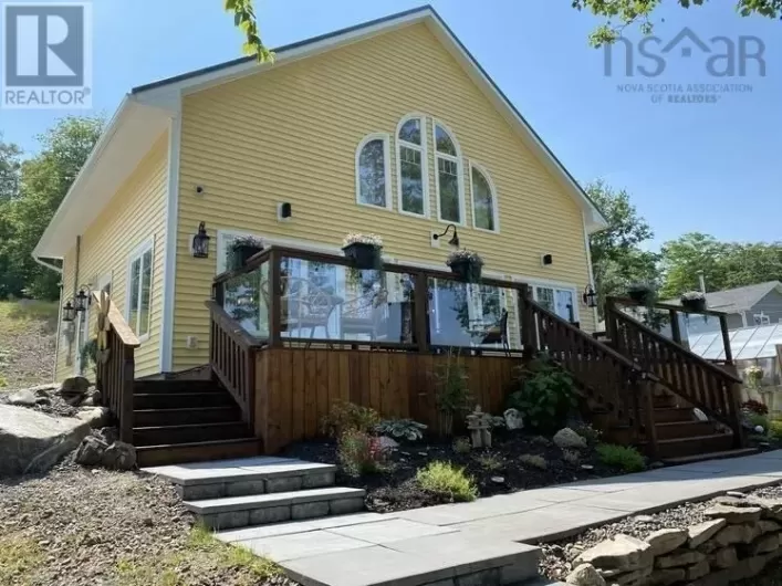 38 Sunset Lane, Goshen