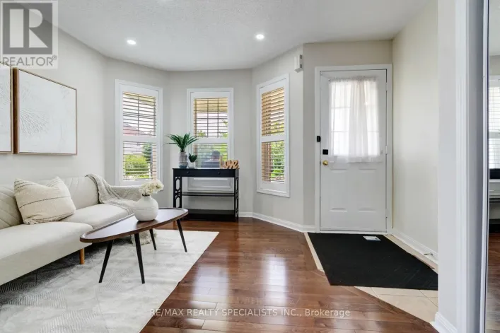38 SWEETWOOD CIRCLE, Brampton