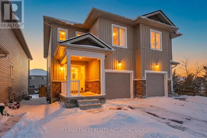 38 TEGAN COURT, Loyalist