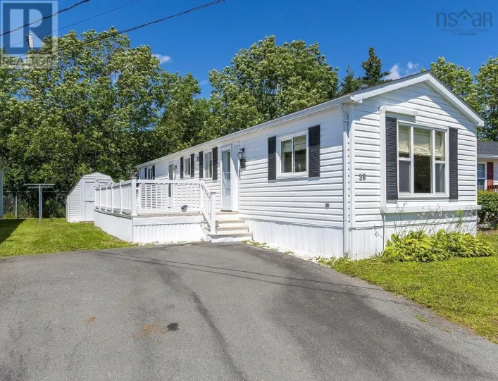 38 That Street, Porters Lake