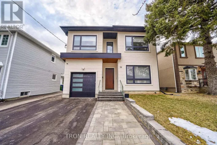 38 UNO DRIVE, Toronto