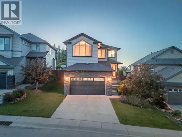 38 Westmount Way, Okotoks