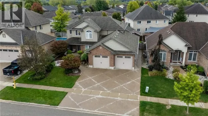 38 WESTVIEW Court, Woodstock