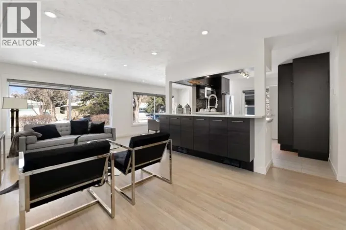 38 Westwood Drive SW, Calgary