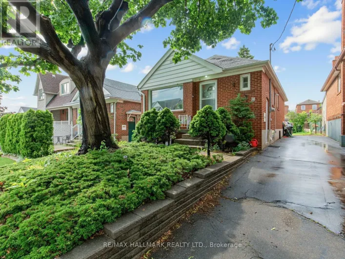 38 YPRES ROAD, Toronto