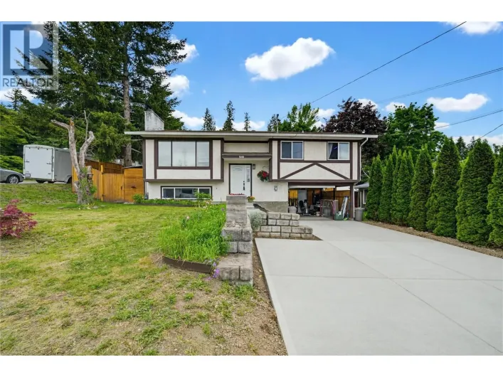 380 6 Avenue SE, Salmon Arm